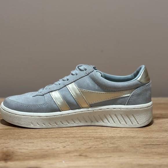 Gola Shoes - GOLA GRANDSLAM PEARL Gray Suede W/Gold Side Stripes size 6
